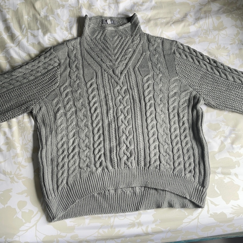 Oversized grey sweater